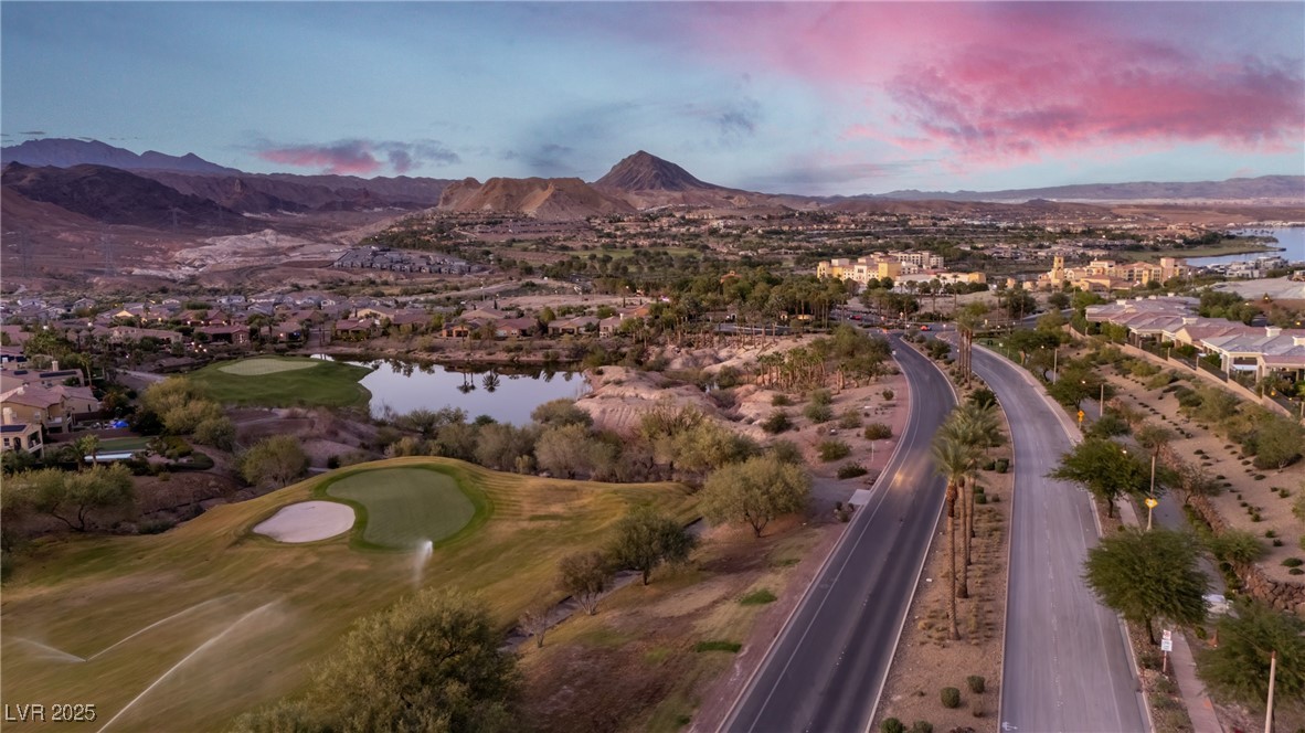 29 Porto Malaga Street