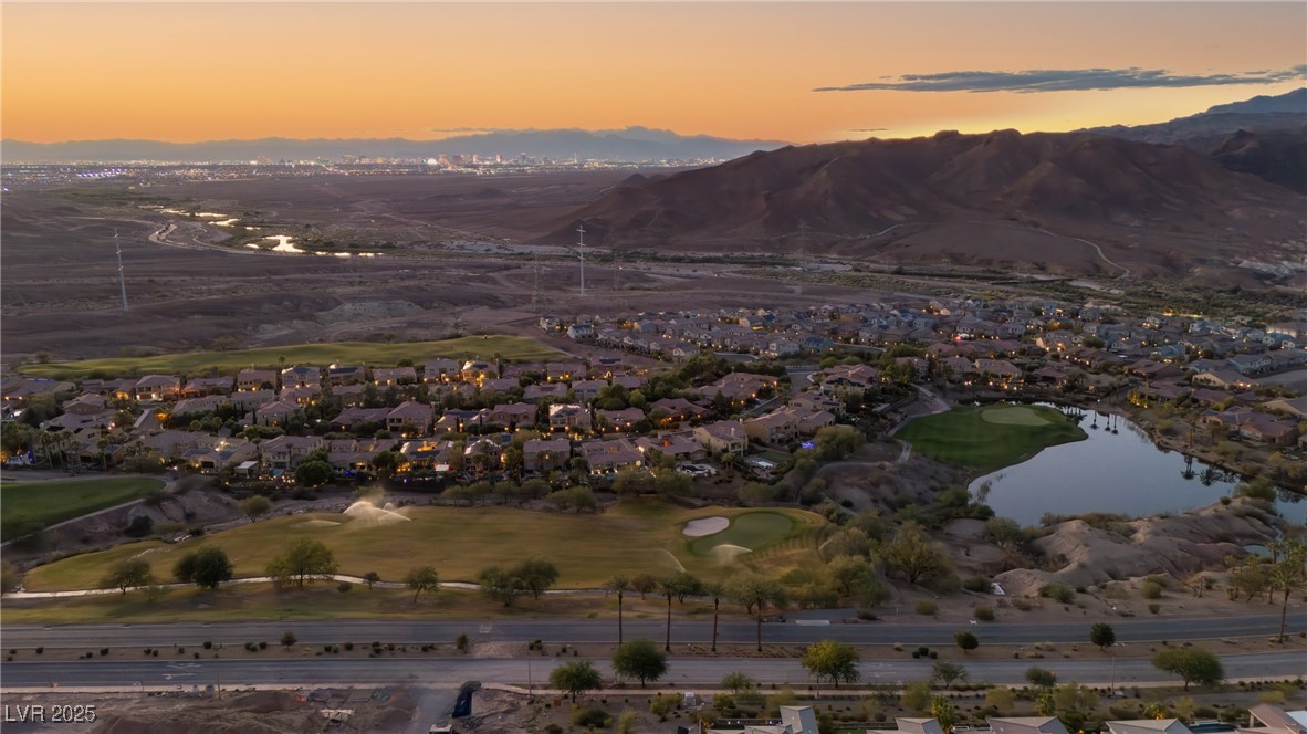 29 Porto Malaga Street