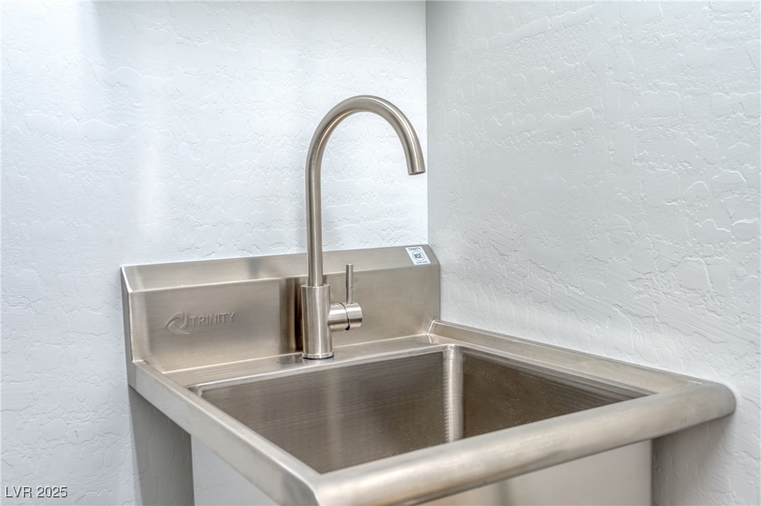 29 Porto Malaga Street