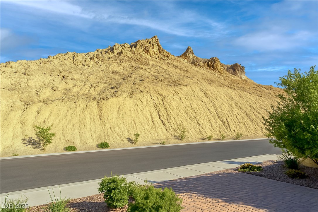 29 Porto Malaga Street