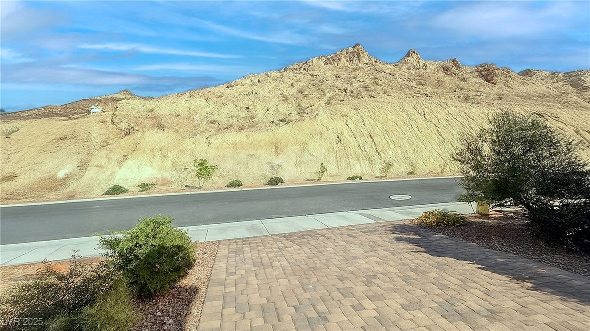 29 Porto Malaga Street