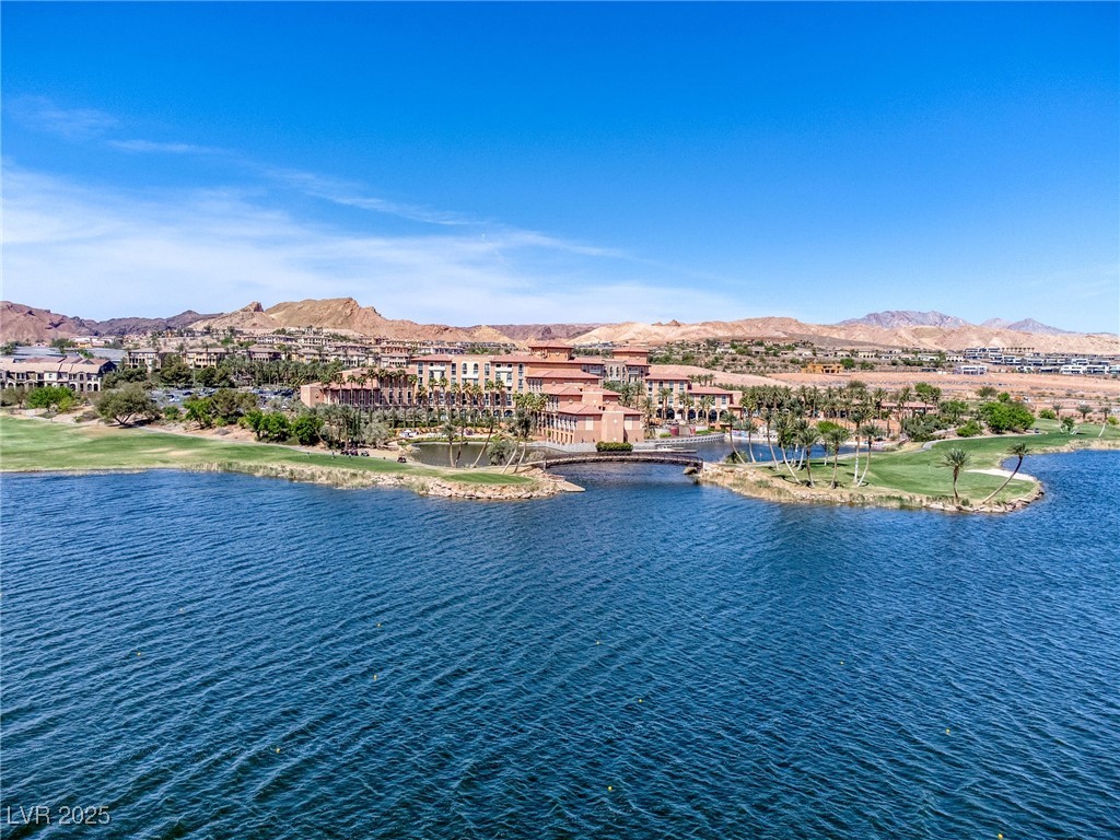 29 Porto Malaga Street