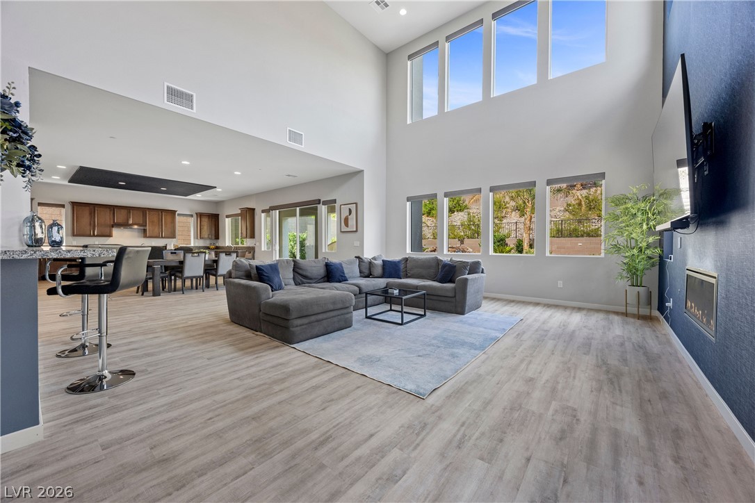 28 Vista Outlook Street