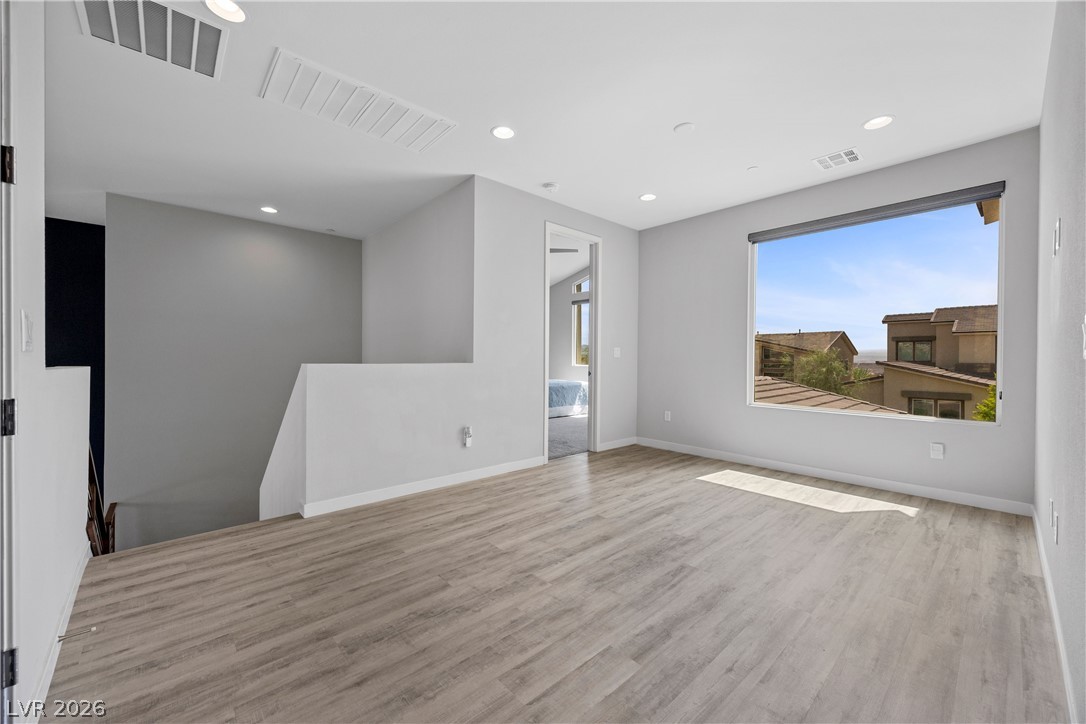 28 Vista Outlook Street