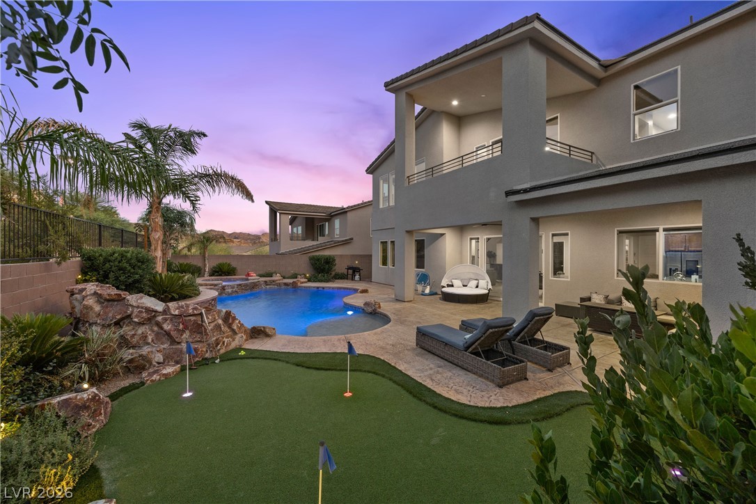 28 Vista Outlook Street