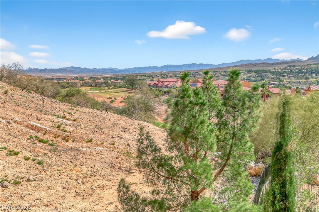 64 Strada Principale 307