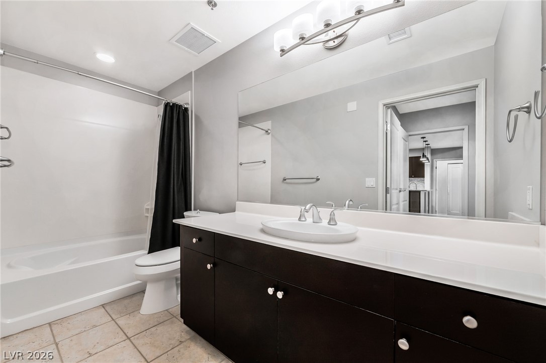8255 Las Vegas Boulevard 1303