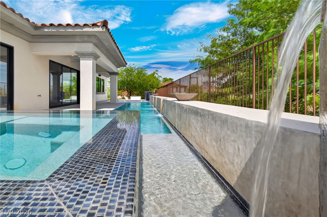 10 Camino La Venta Court