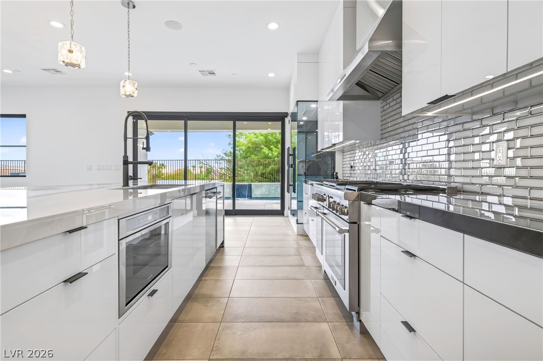 10 Camino La Venta Court