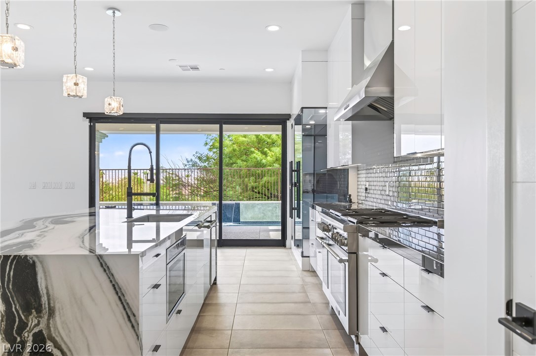 10 Camino La Venta Court