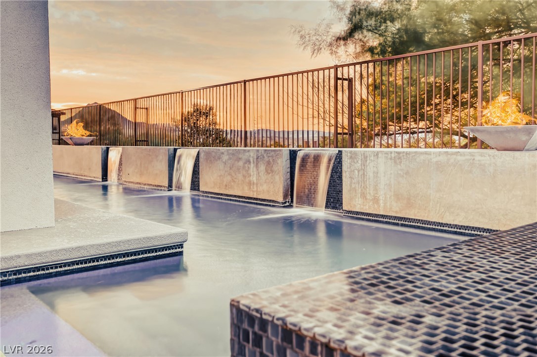 10 Camino La Venta Court