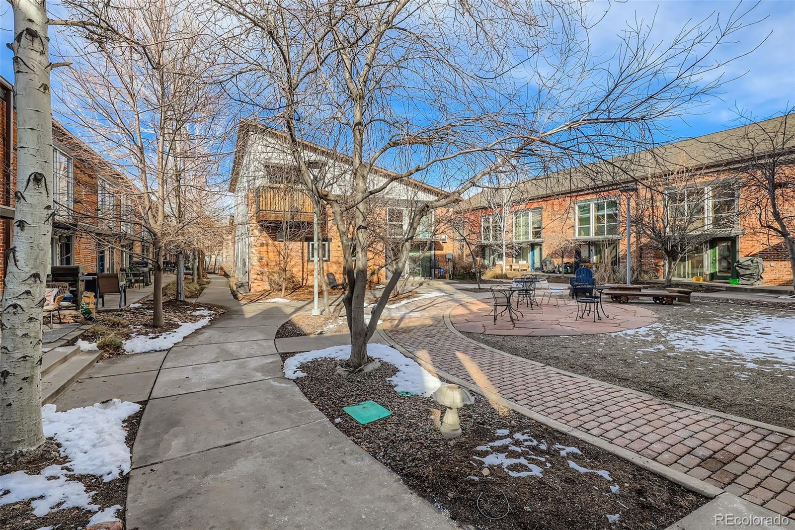 3033 Blake Street Unit: 109