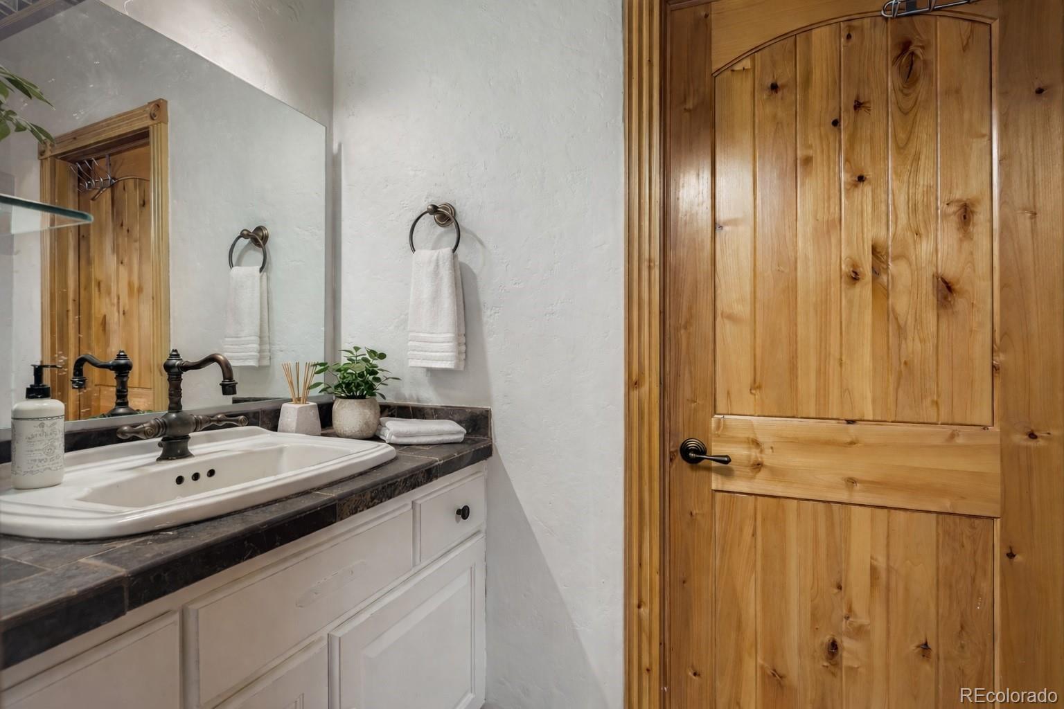 3033 Blake Street Unit: 109