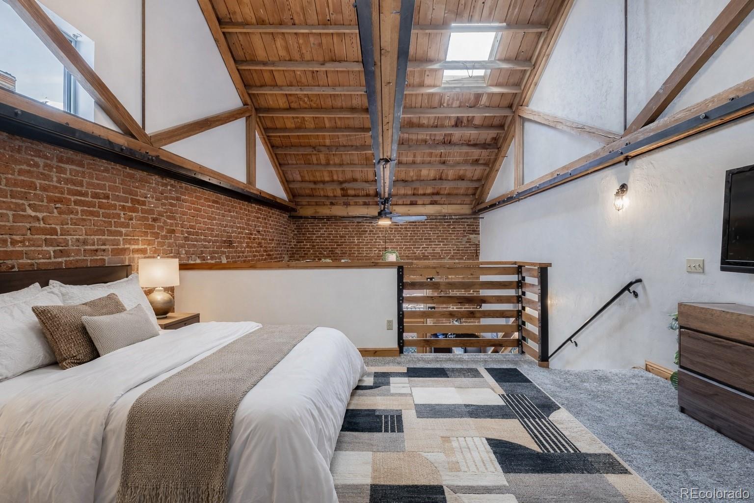 3033 Blake Street Unit: 109