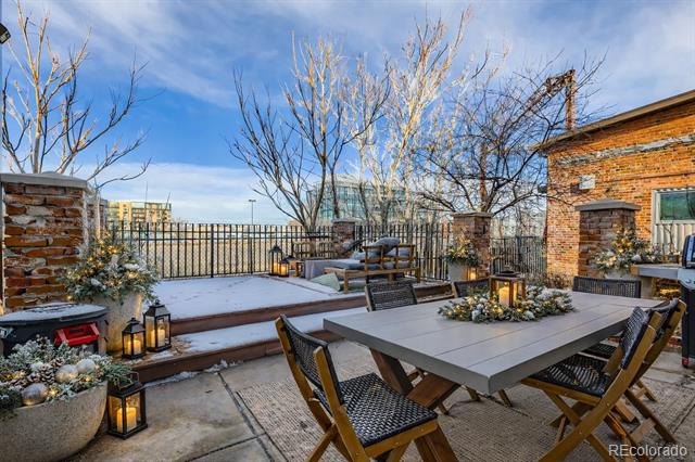 3033 Blake Street Unit: 109