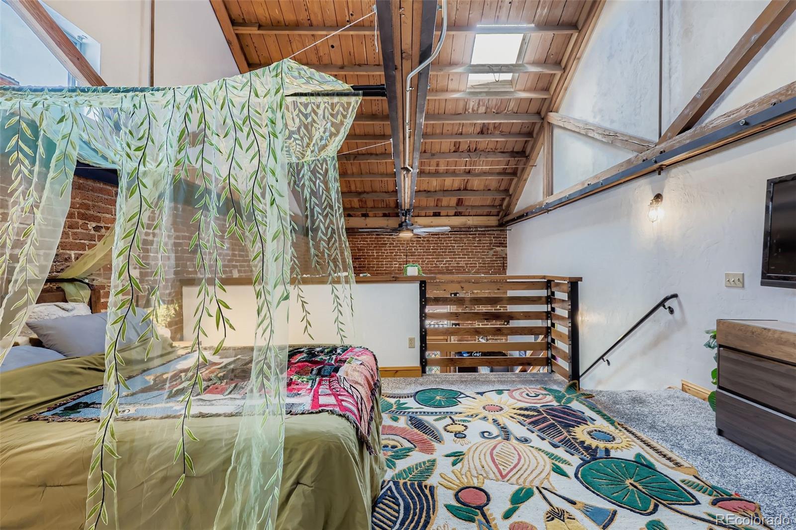 3033 Blake Street Unit: 109