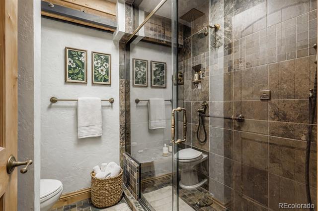 3033 Blake Street Unit: 109