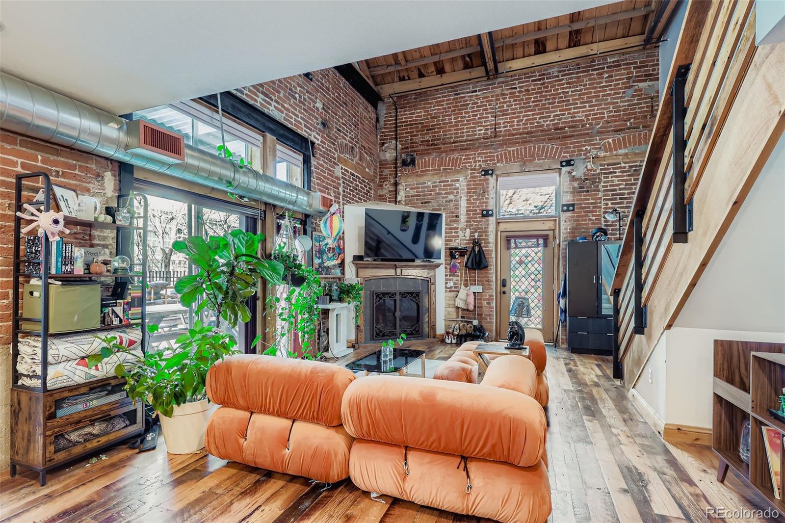 3033 Blake Street Unit: 109