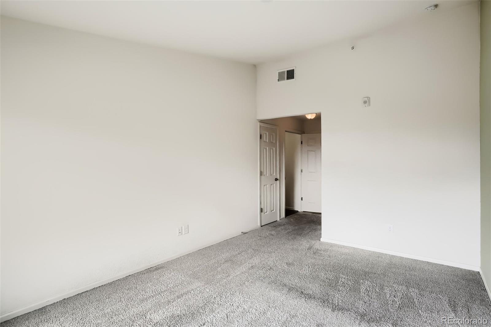 15165 E 16th Place Unit: 203