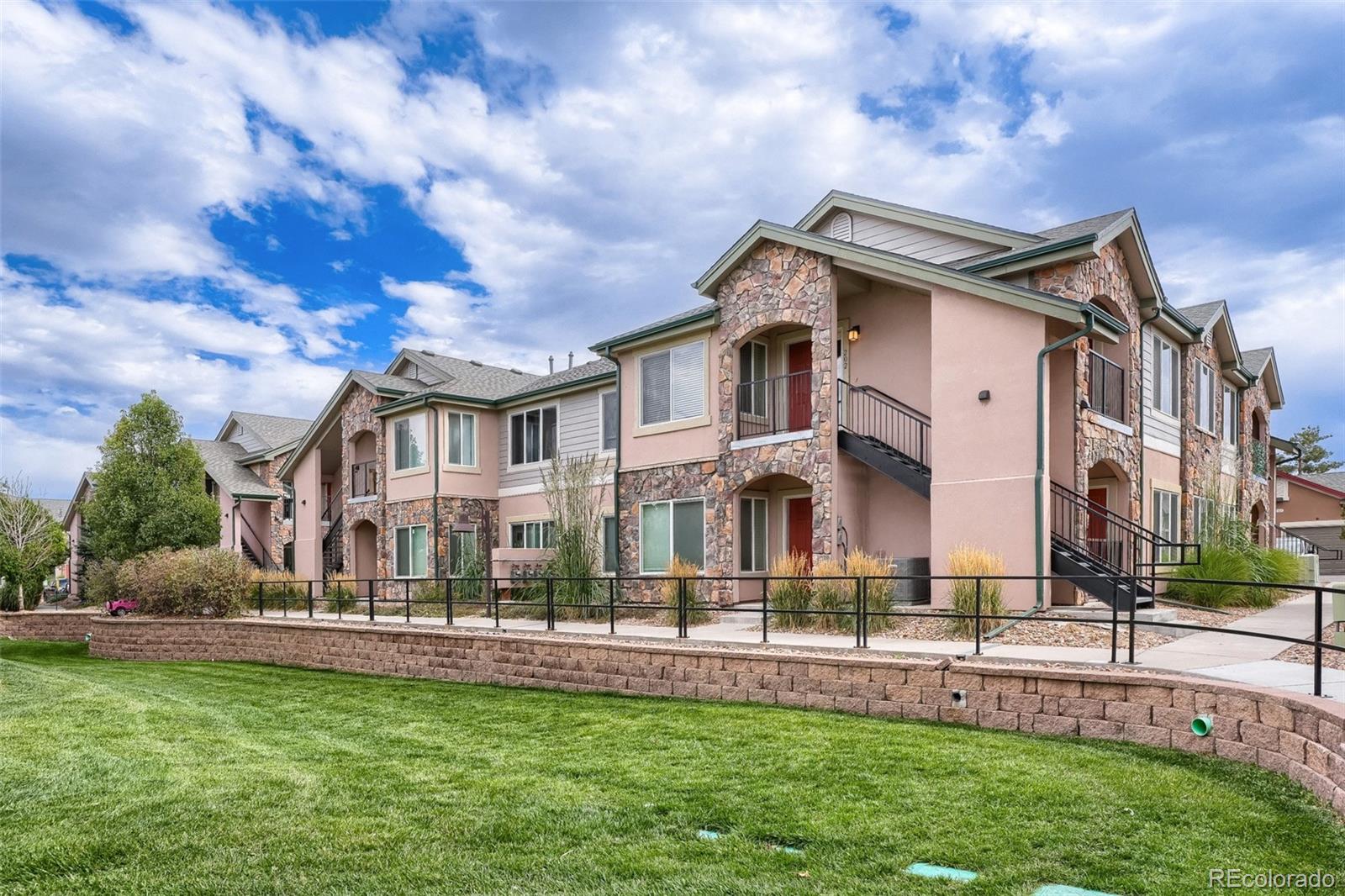 15165 E 16th Place Unit: 203