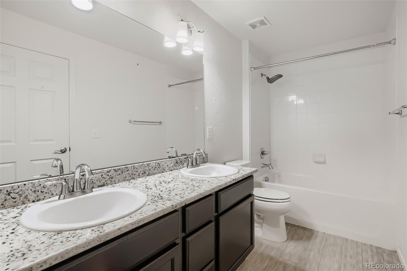 15165 E 16th Place Unit: 203
