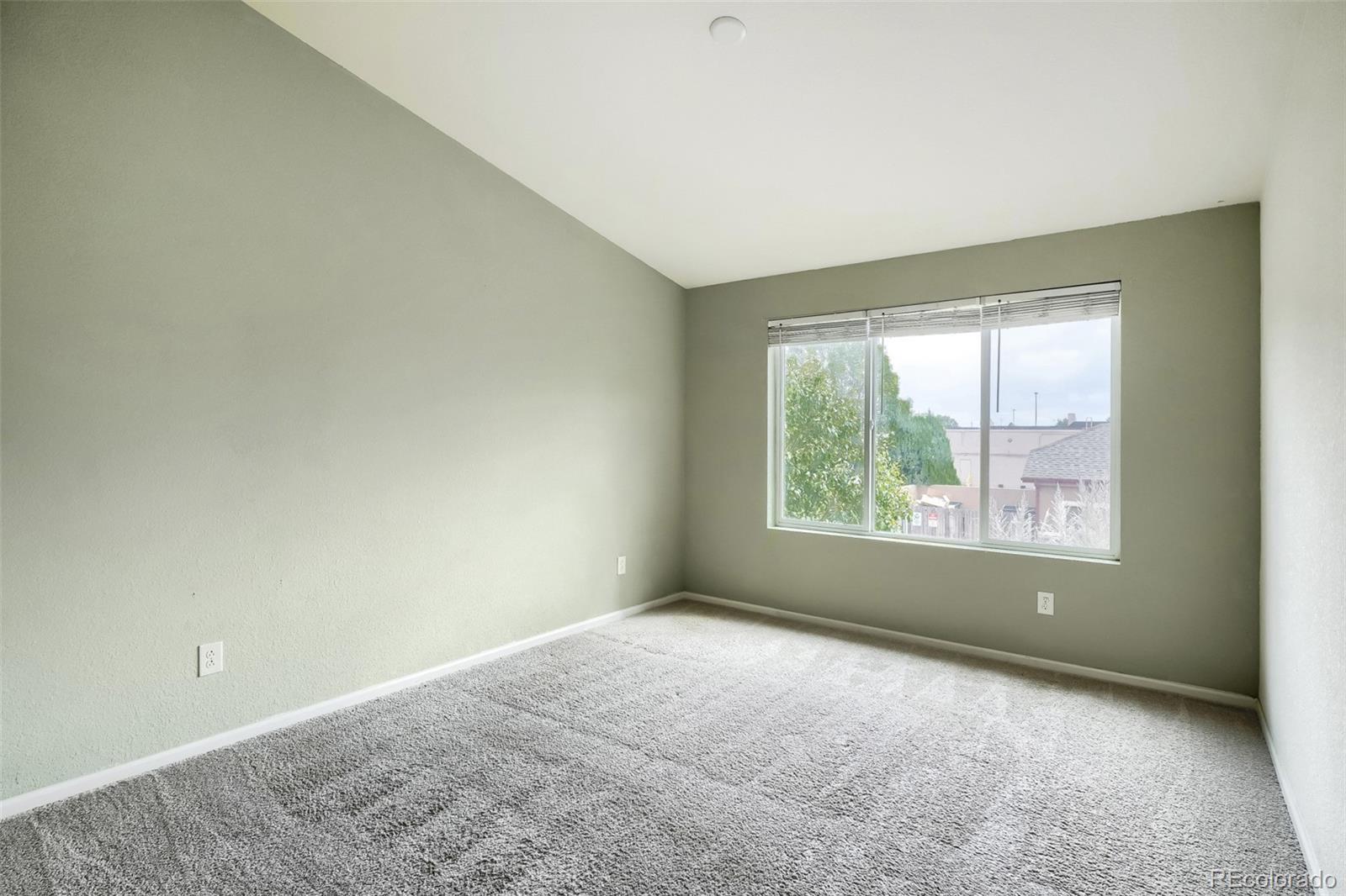 15165 E 16th Place Unit: 203