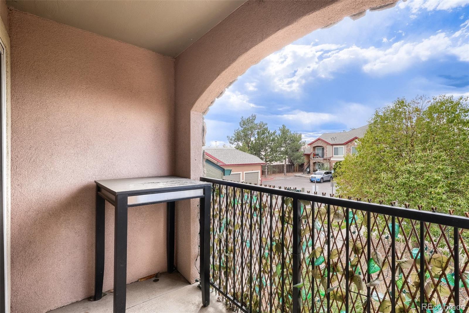 15165 E 16th Place Unit: 203