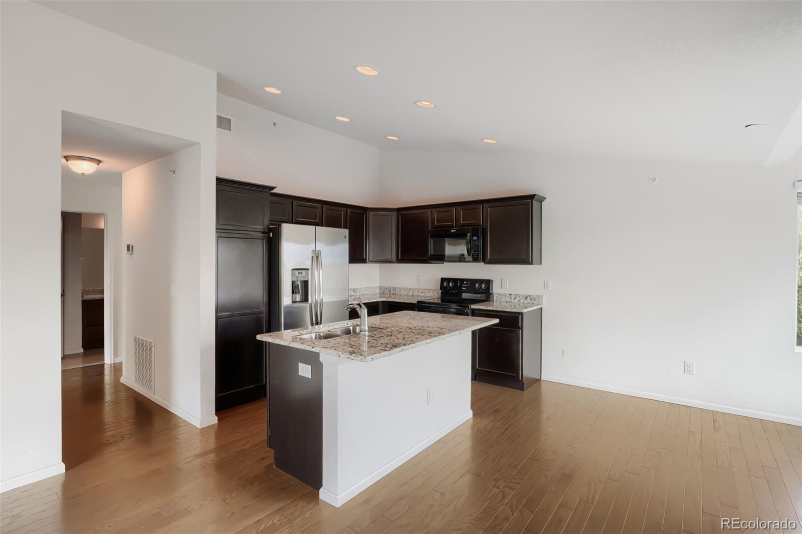 15165 E 16th Place Unit: 203