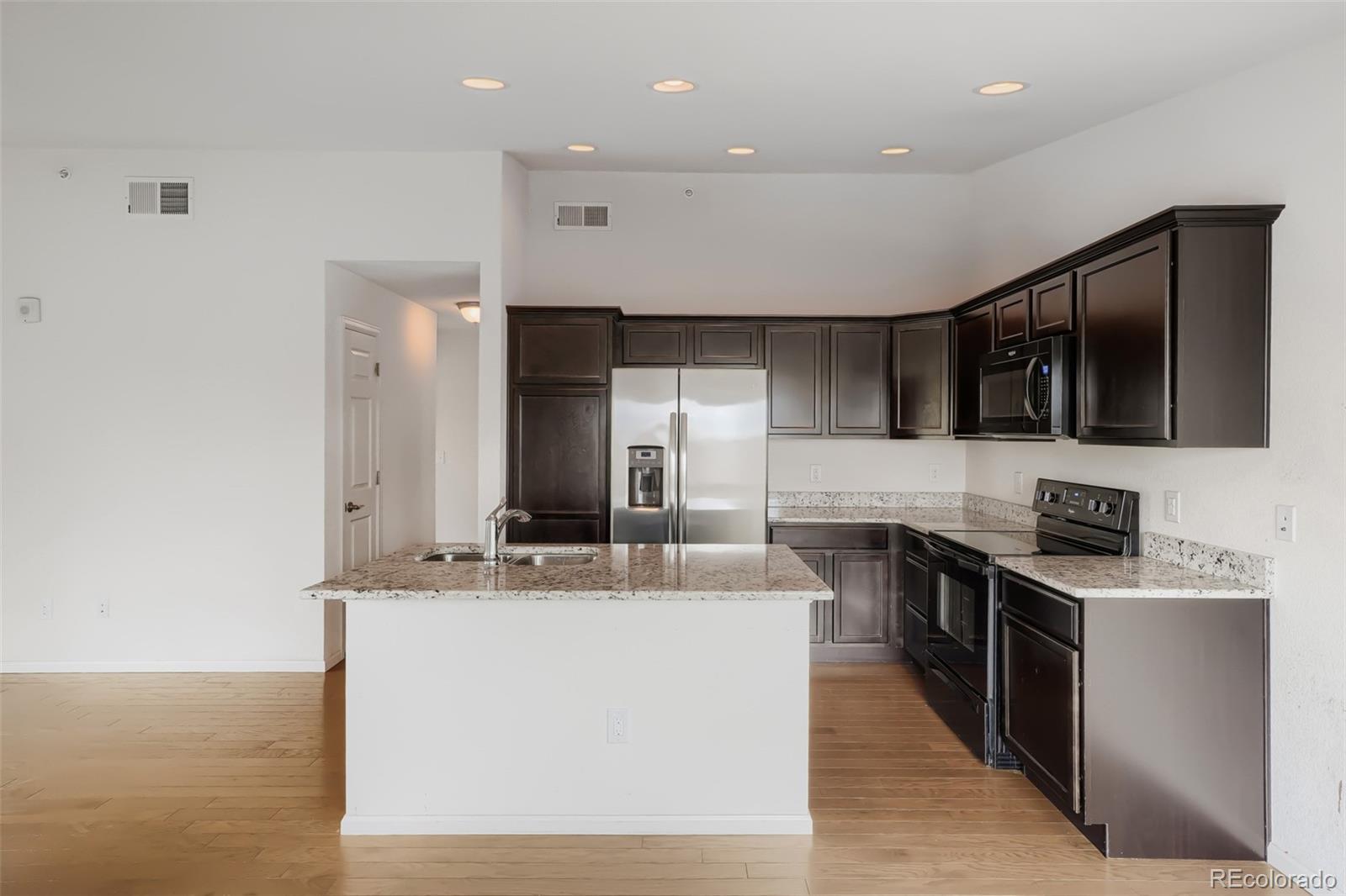 15165 E 16th Place Unit: 203