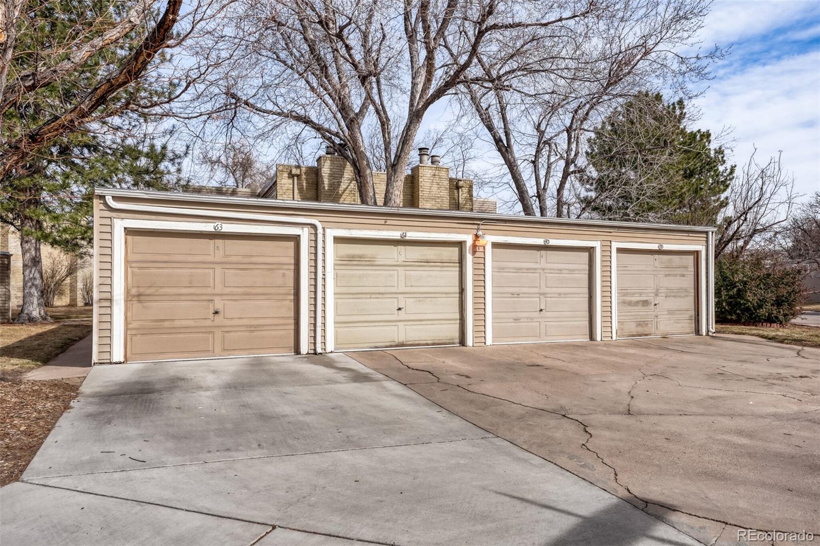 1160 S Clinton Street Unit: 40