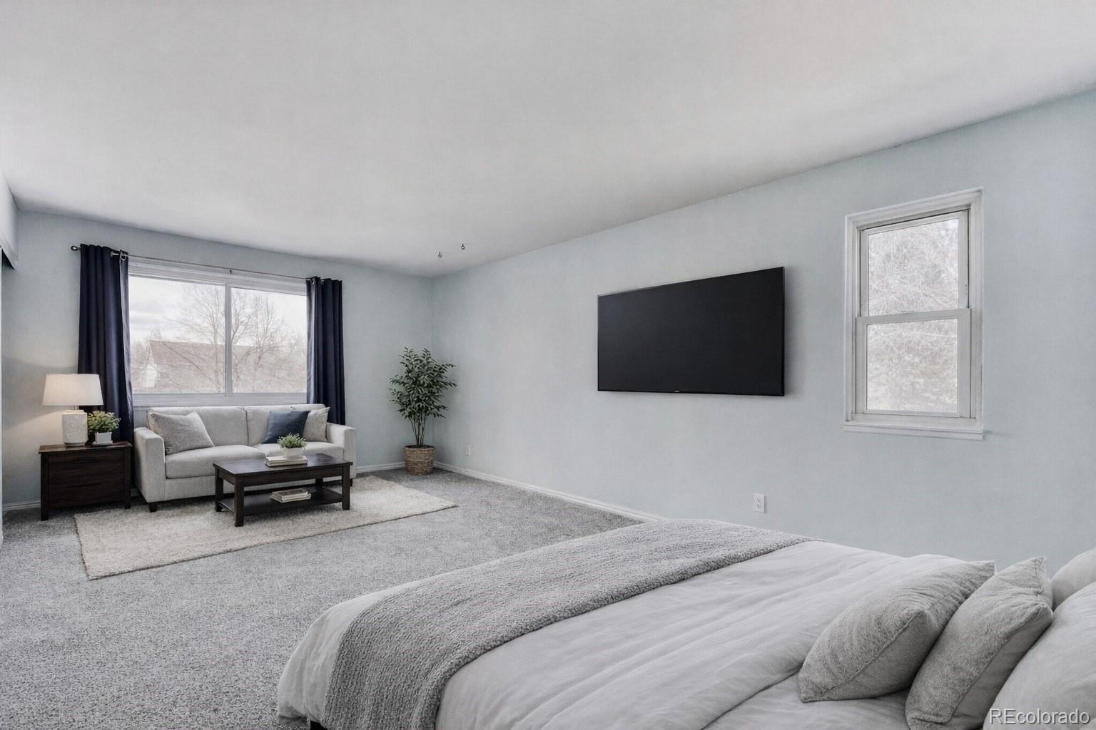 1160 S Clinton Street Unit: 40