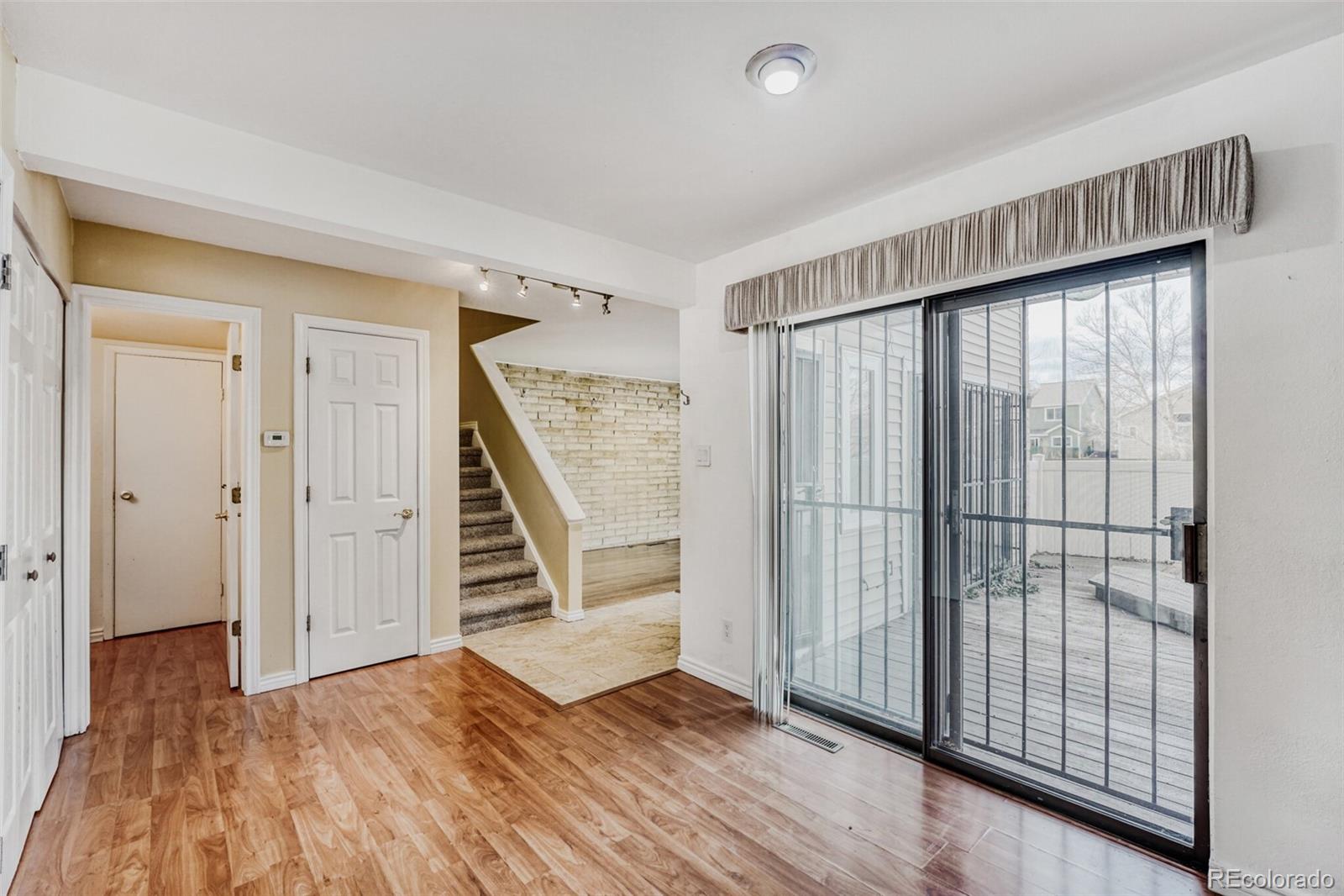 1160 S Clinton Street Unit: 40