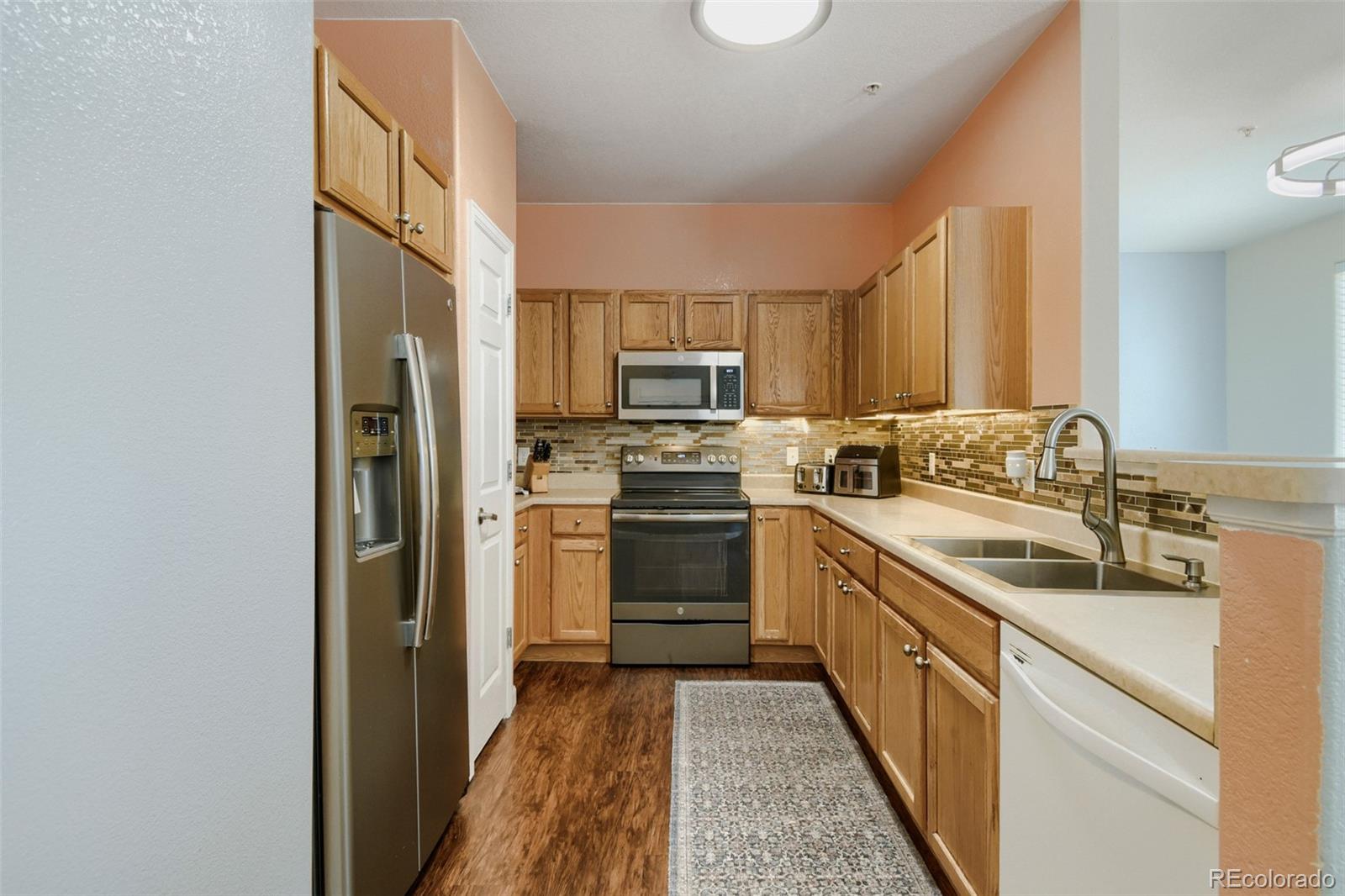 5255 Memphis Street Unit: 1204