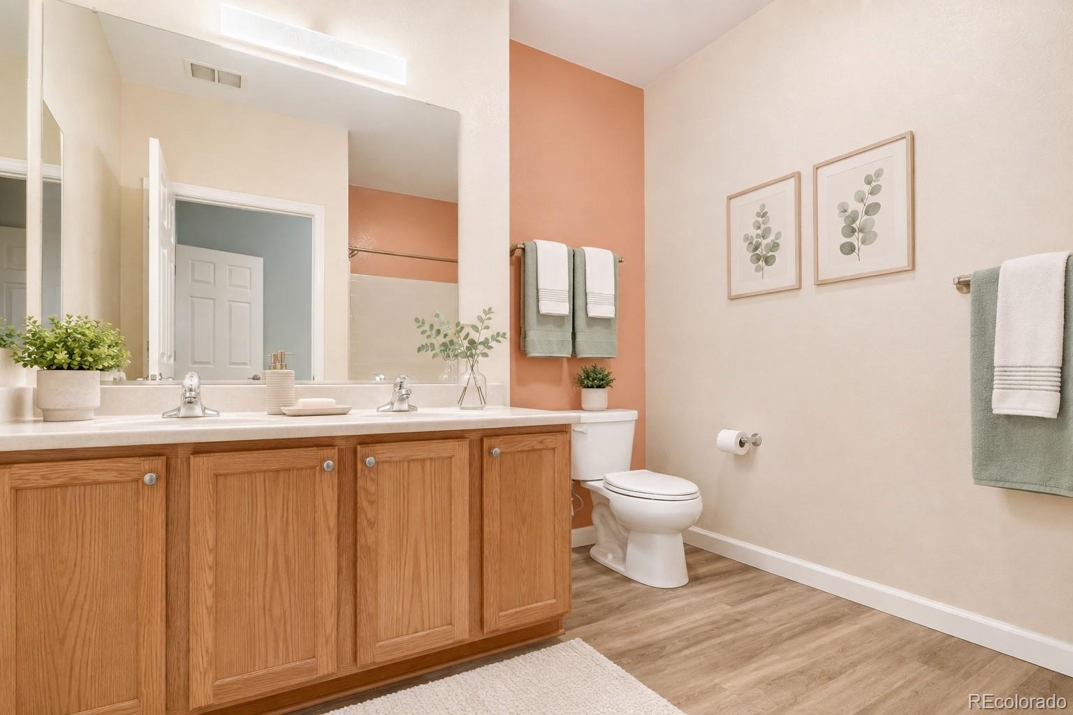5255 Memphis Street Unit: 1204