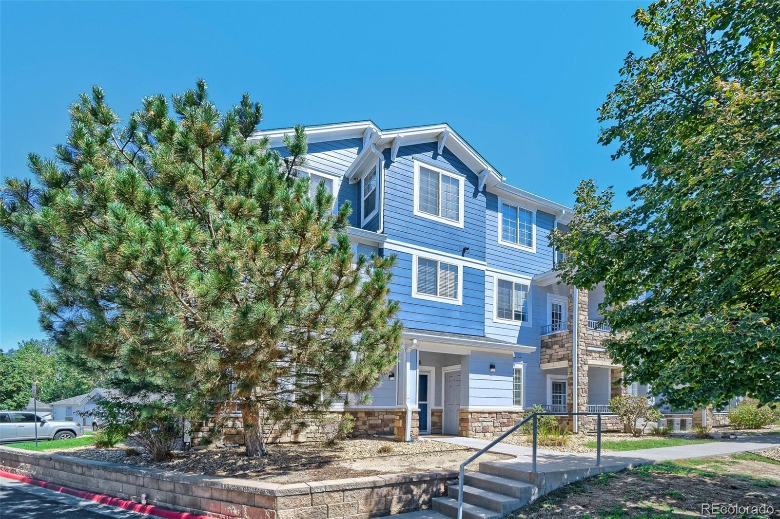5255 Memphis Street Unit: 1204