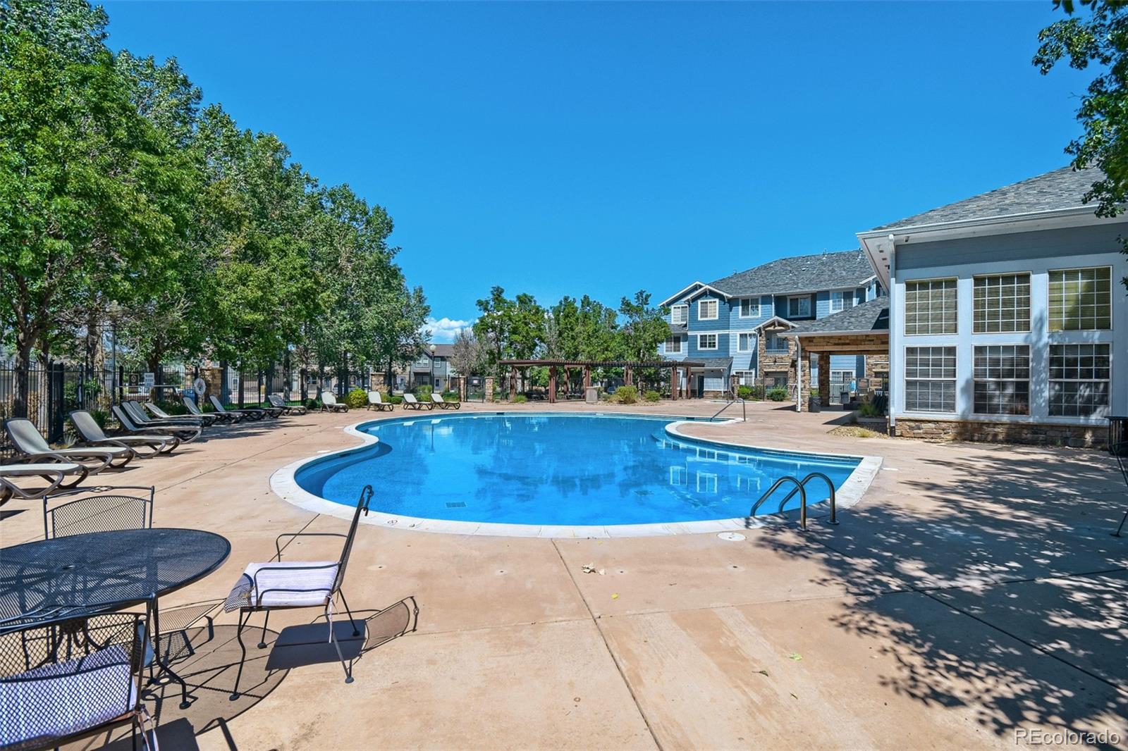 5255 Memphis Street Unit: 1204