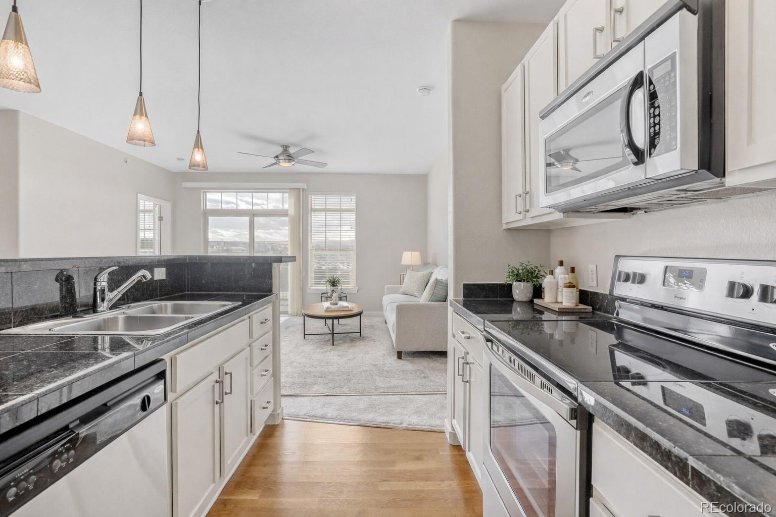 13456 Via Varra Unit: 411