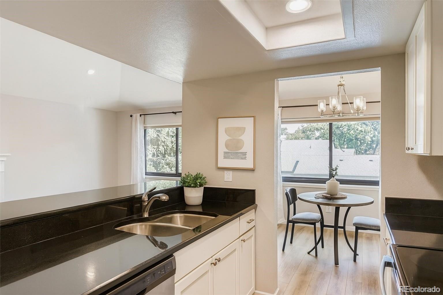 540 S Forest Street Unit: 3-204