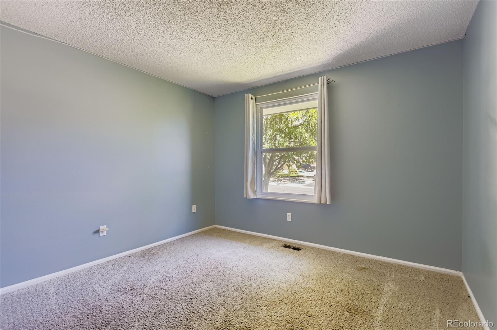 8150 W Calhoun Drive