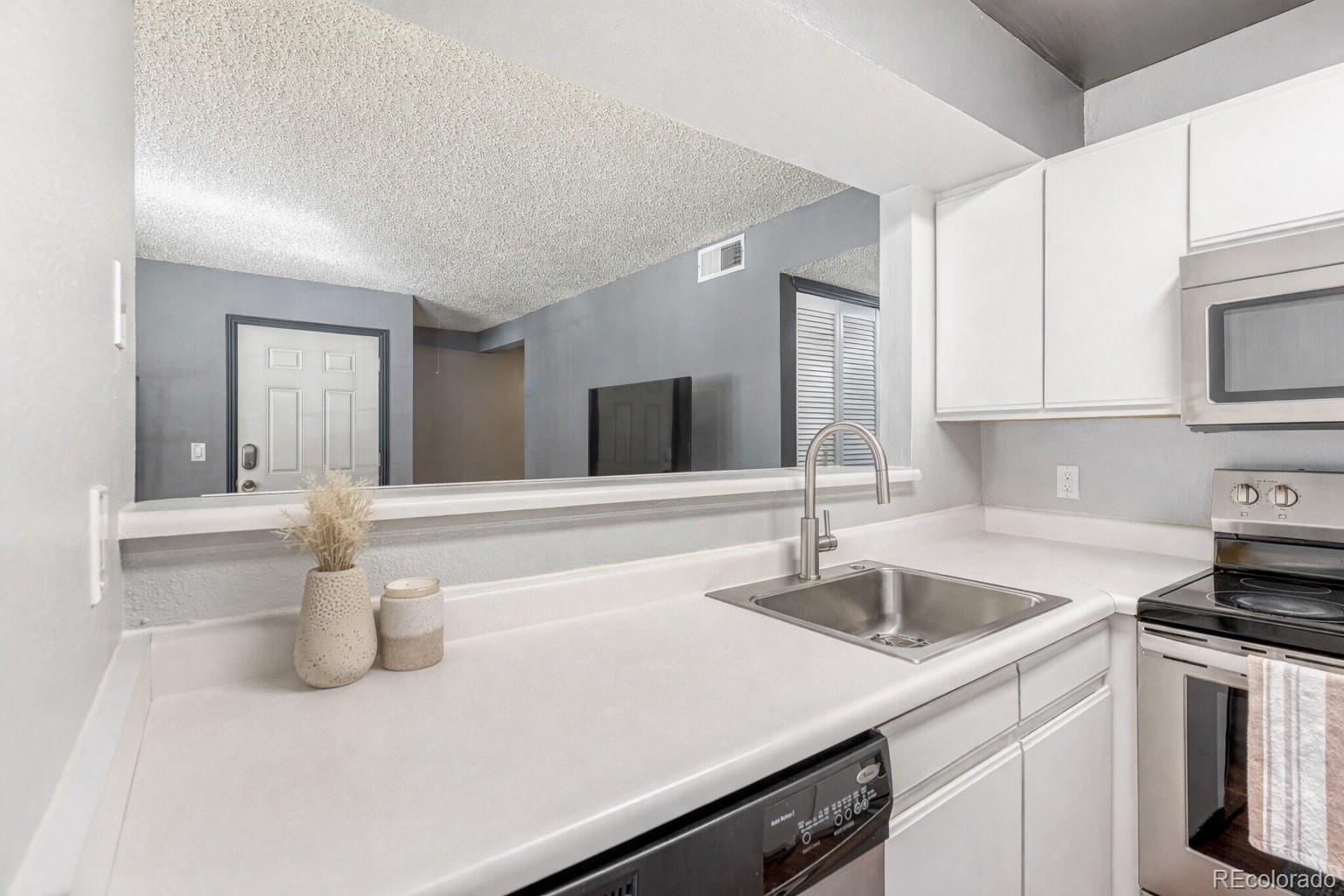 5745 W Atlantic Place Unit: 104