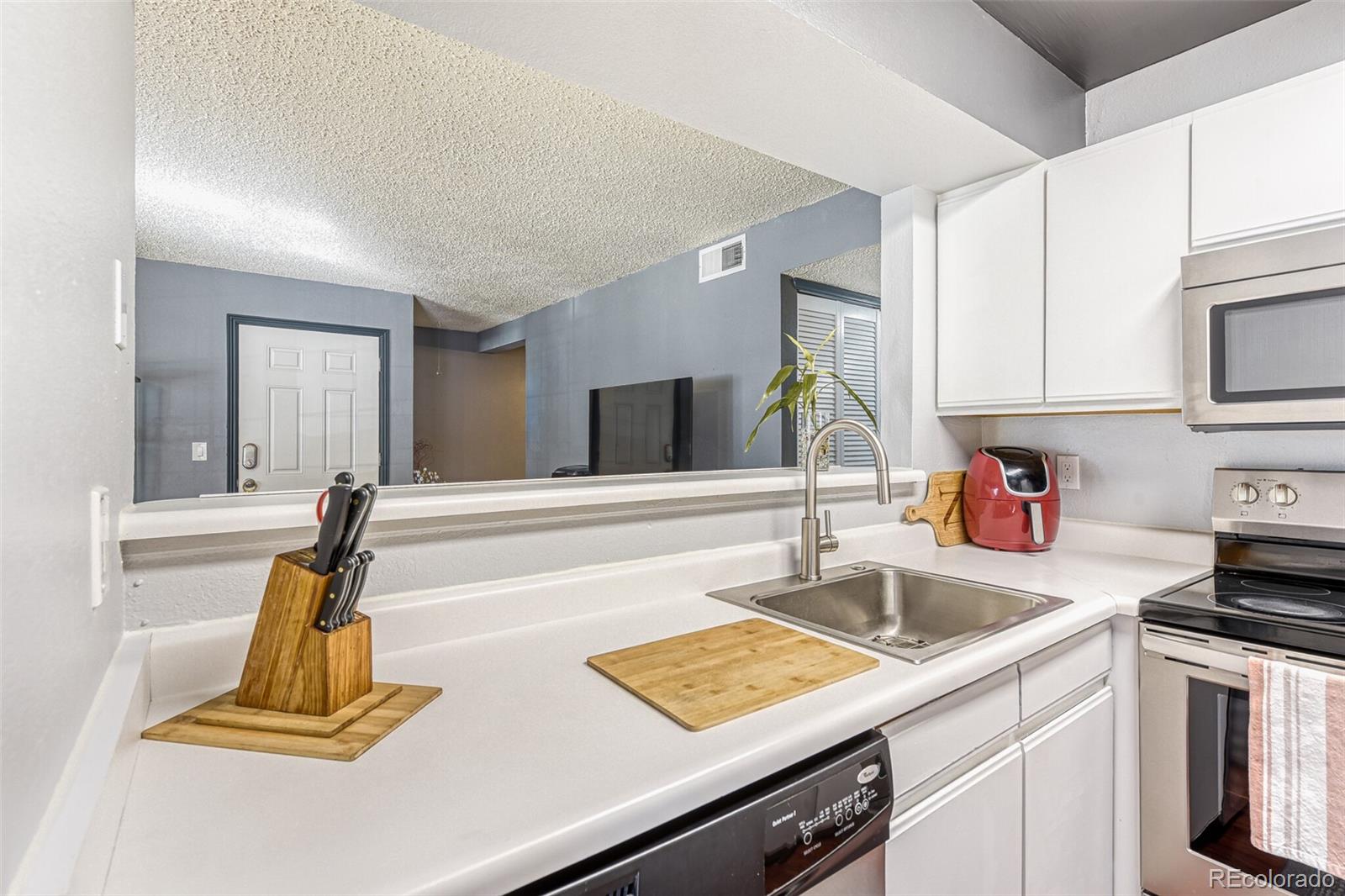 5745 W Atlantic Place Unit: 104