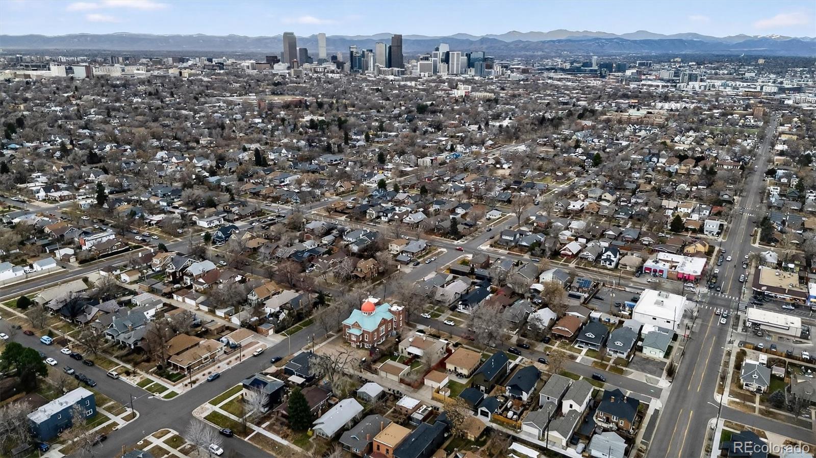 3314 N Josephine Street