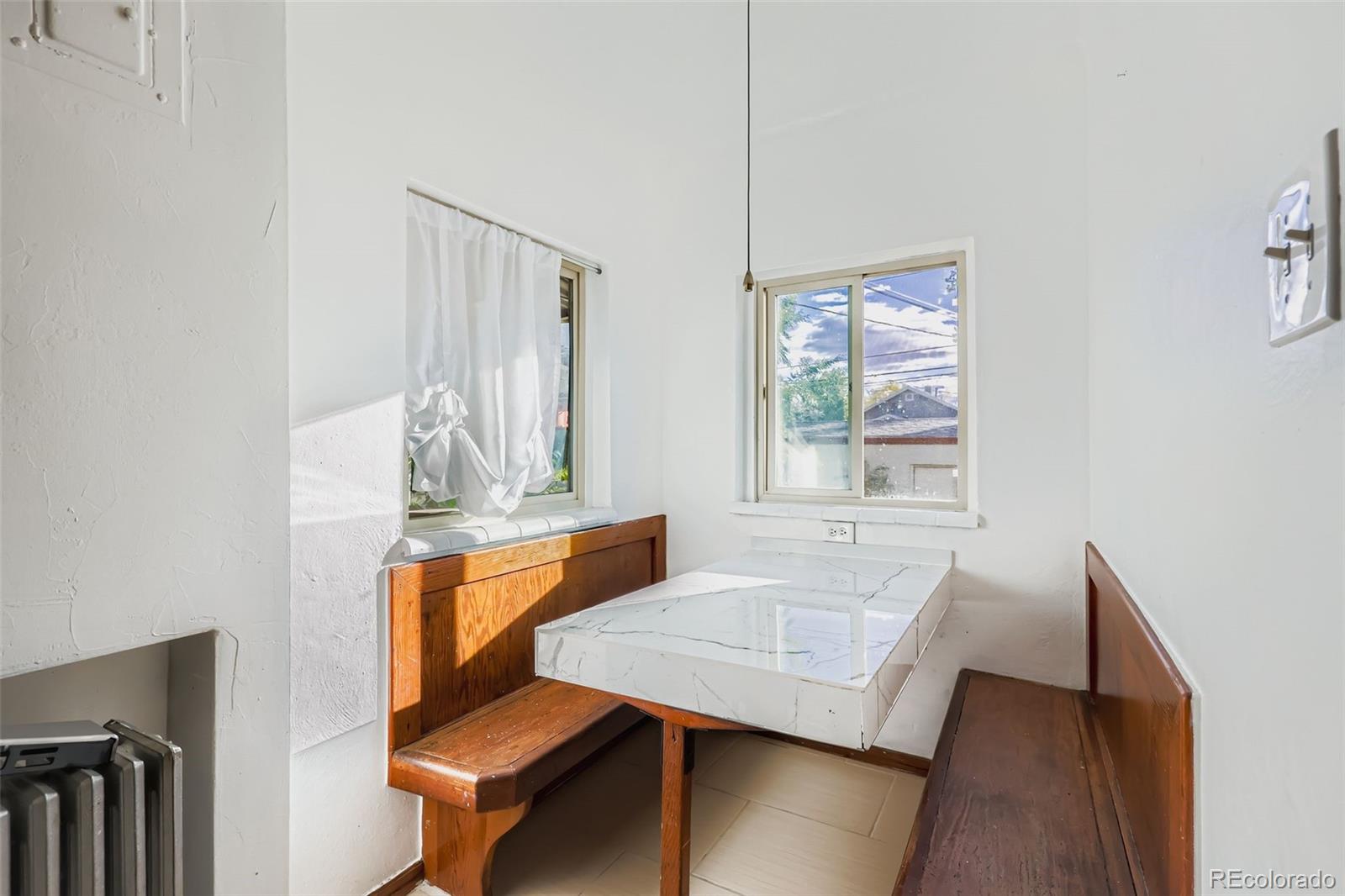 3314 N Josephine Street