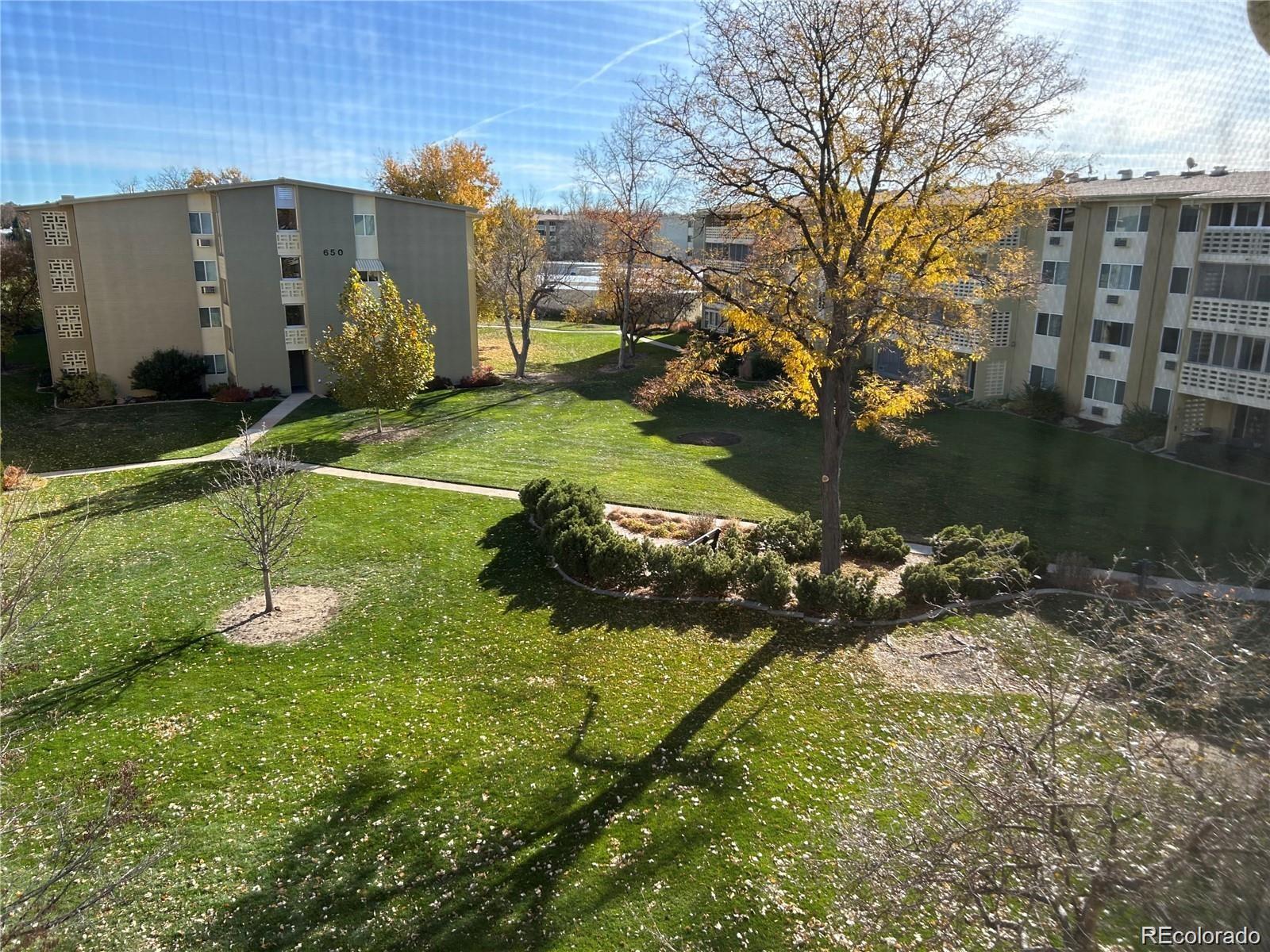 610 S Alton Way Unit: 8D