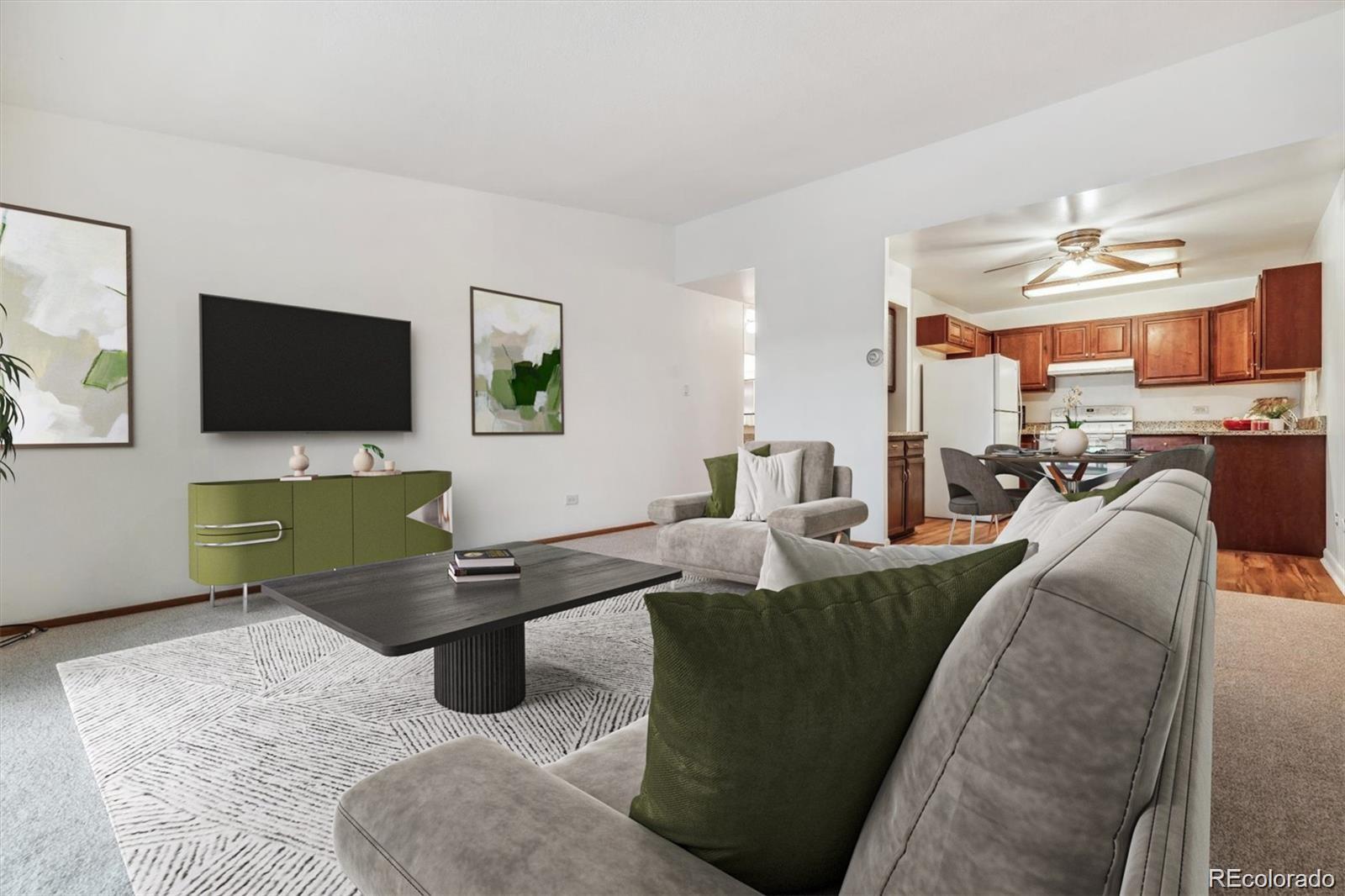 610 S Alton Way Unit: 8D