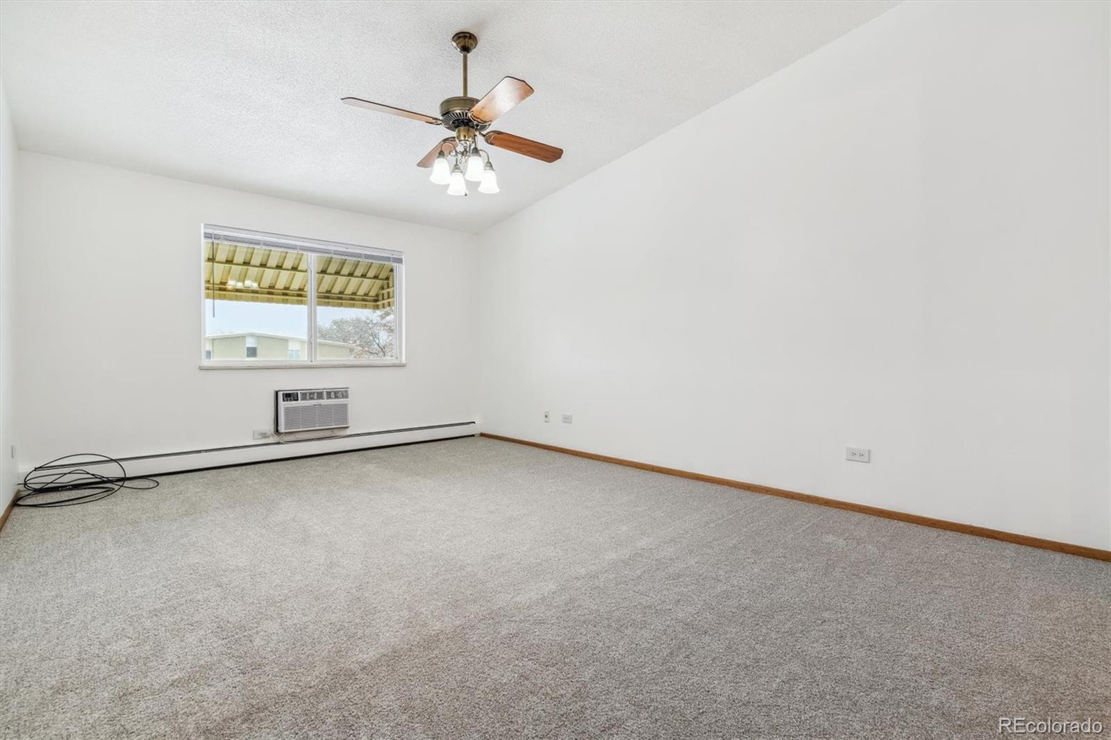 610 S Alton Way Unit: 8D