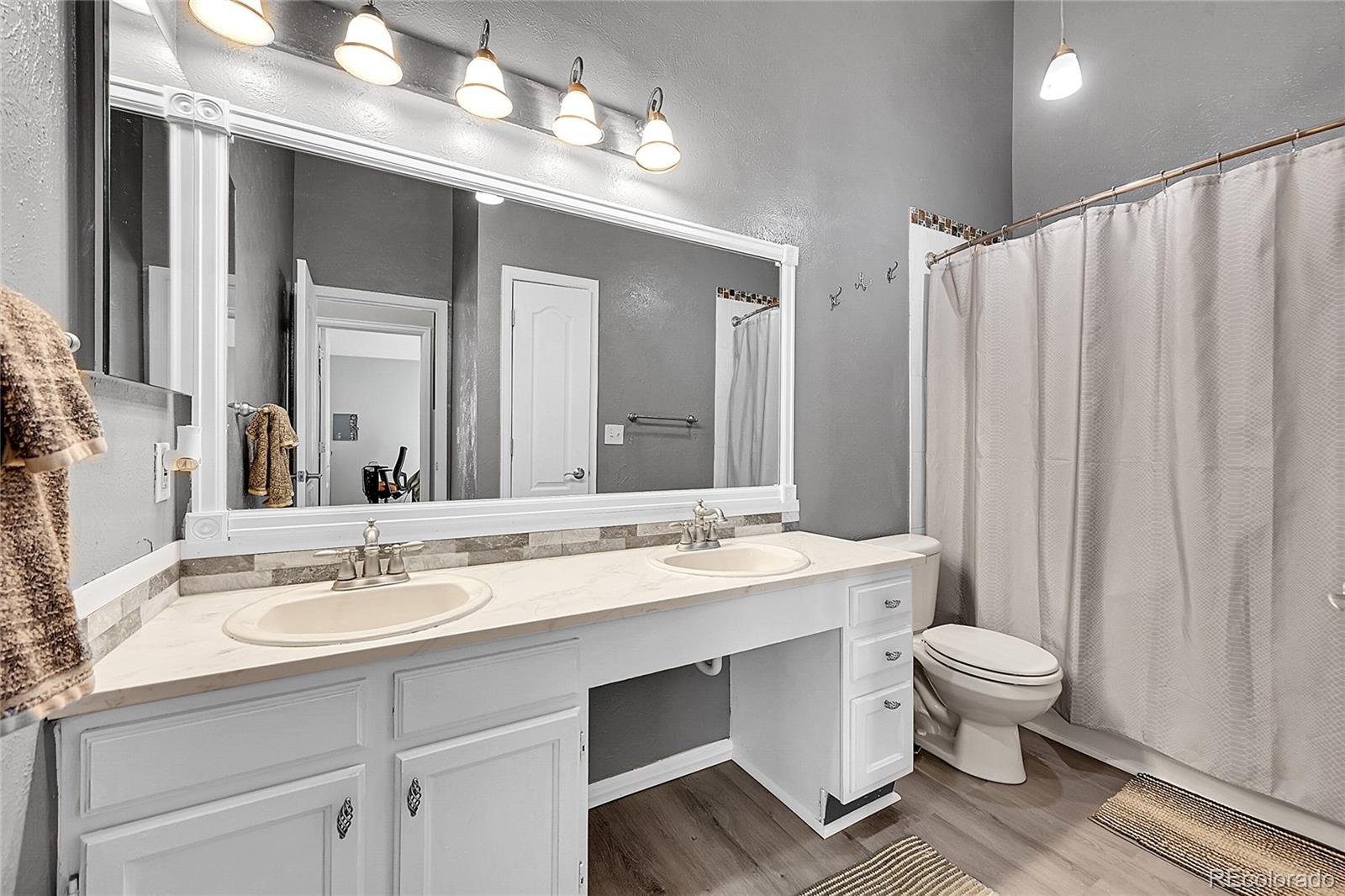 6755 S Field Street Unit: 623