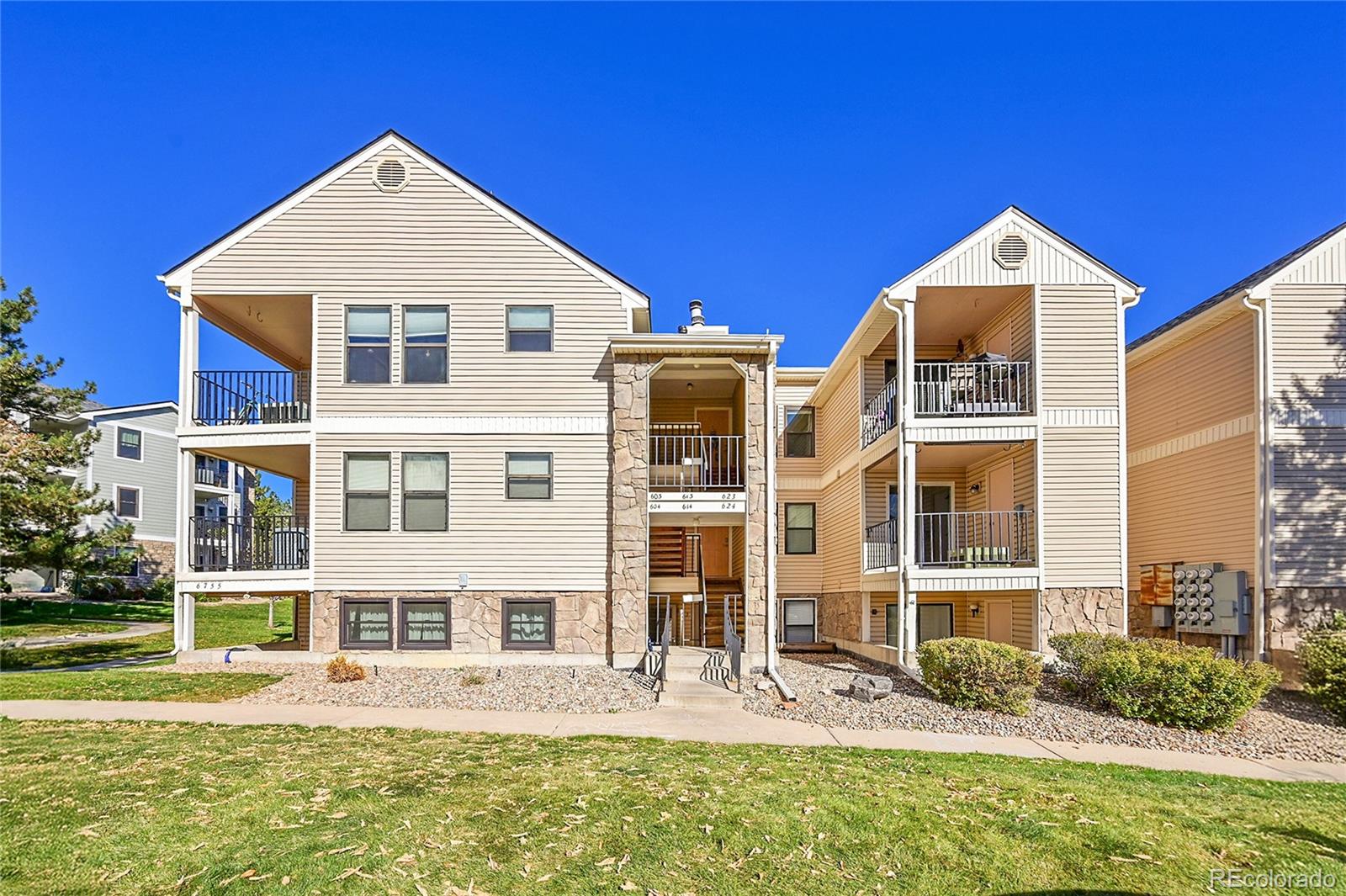 6755 S Field Street Unit: 623