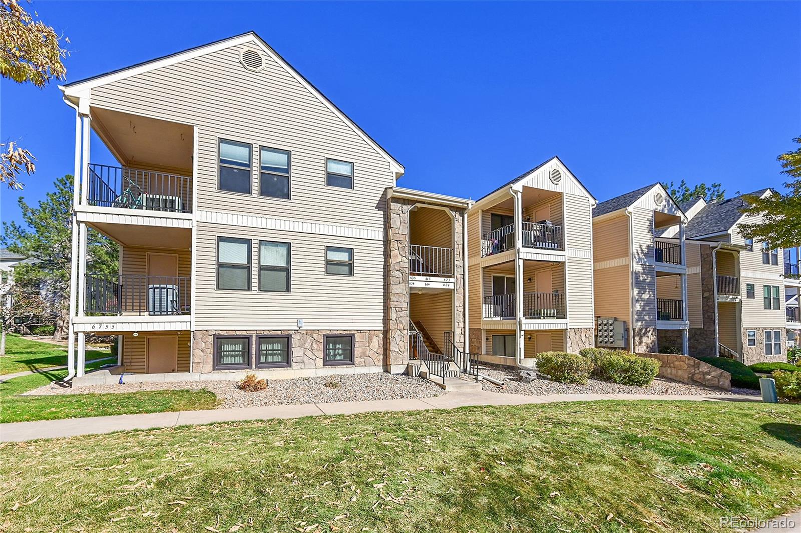 6755 S Field Street Unit: 623