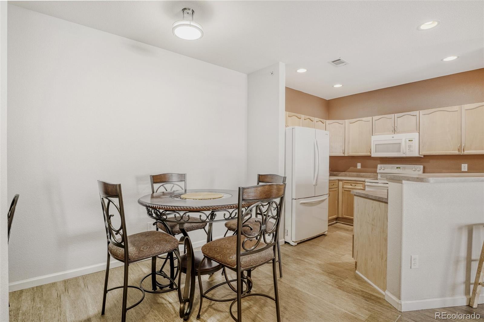 9692 W Coco Circle Unit: 304
